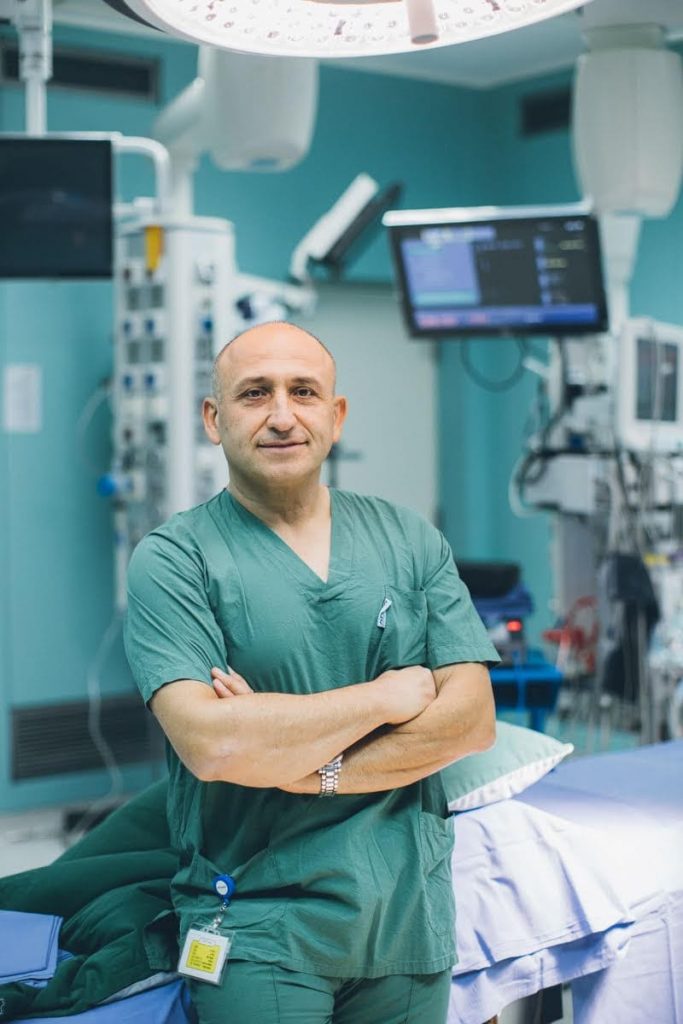 אודות ד"ר בנימין בנדר
